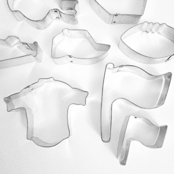 Football Baseball & Sports Themed Vintage Cookie Cutters (Set of 8) - Picture 4 of 4